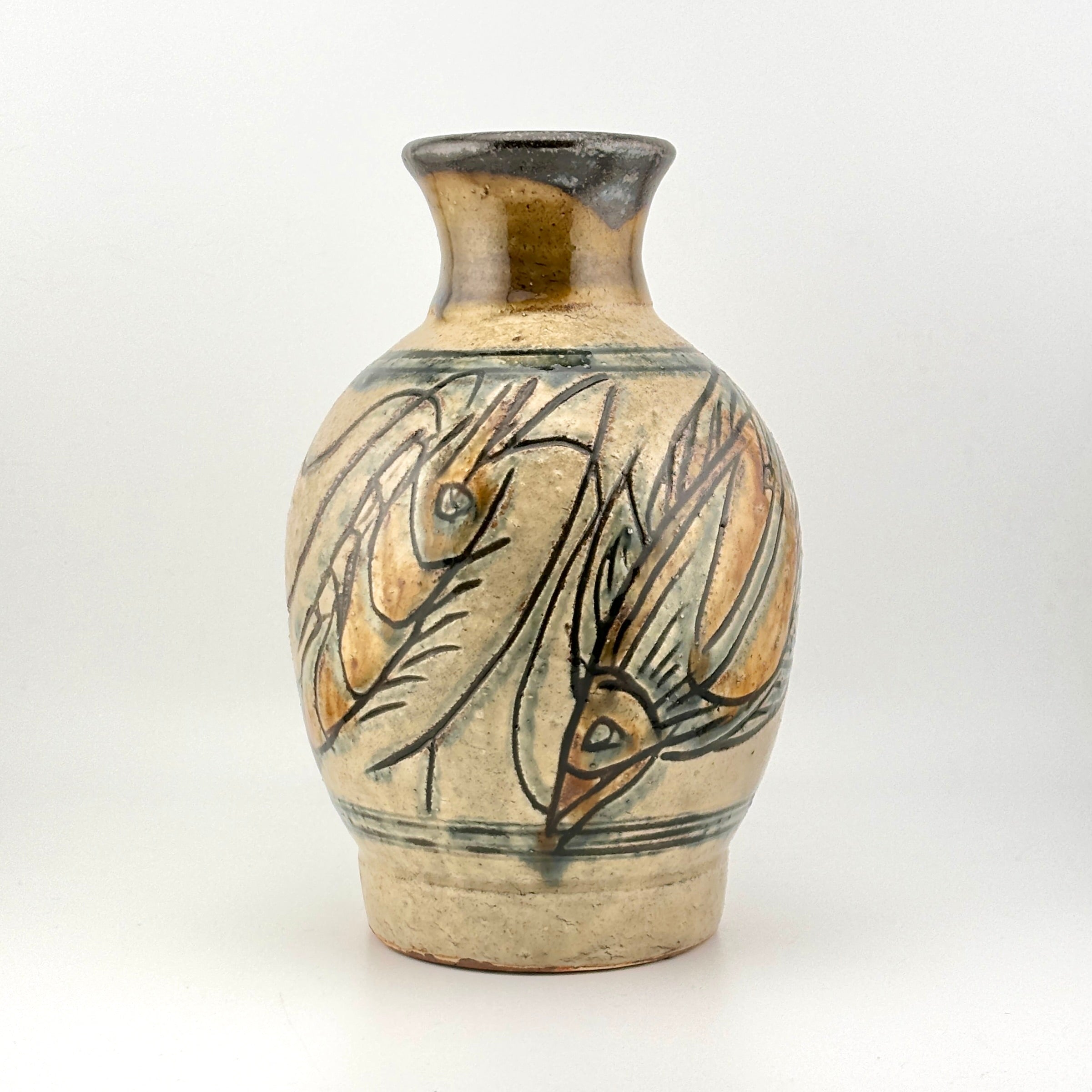 陶芸家 人間国宝 金城次郎 ぐい呑 壺屋焼 魚文 盃 酒器 沖縄 やちむん