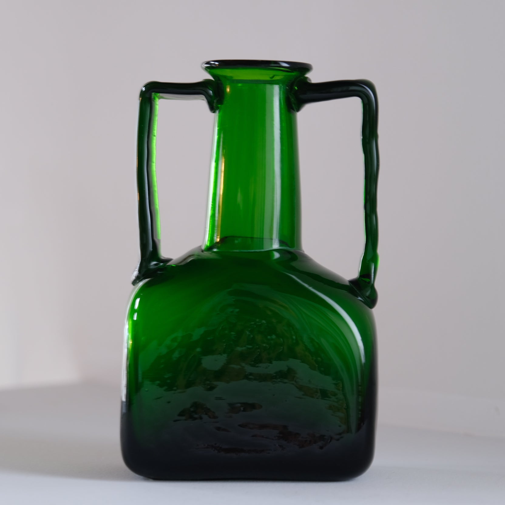 小谷眞三作倉敷ガラス飴釉足付デキャンタ 検栄次 小谷眞三作倉敷ガラス