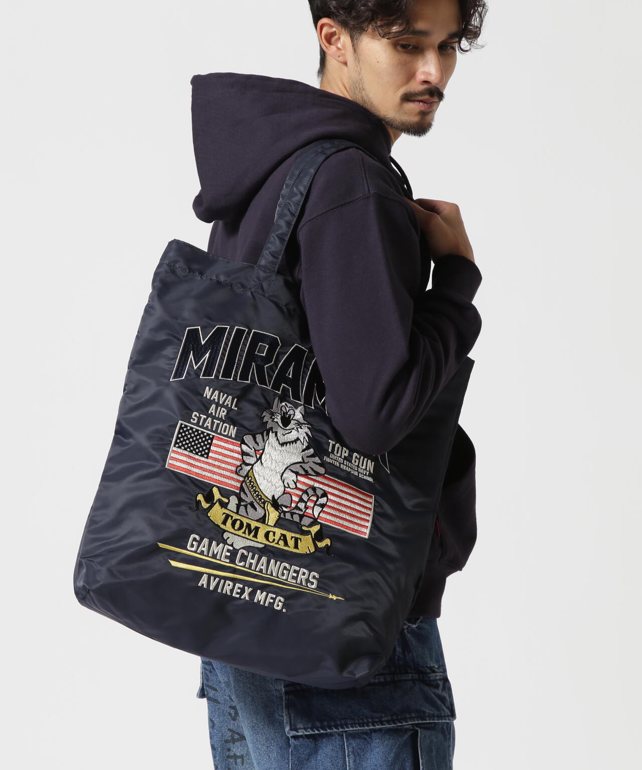 直営店別注》刺繍 トートバッグ / EMBROIDERY TOTE BAG | AVIREX