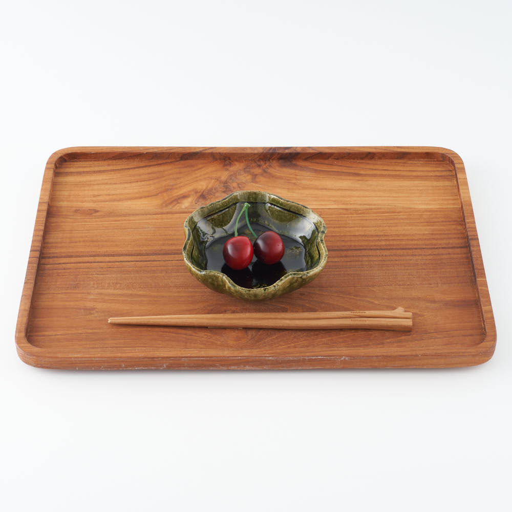 作家 棚橋淳 織部 足付花型鉢 ¥2,750 大人の焼き物