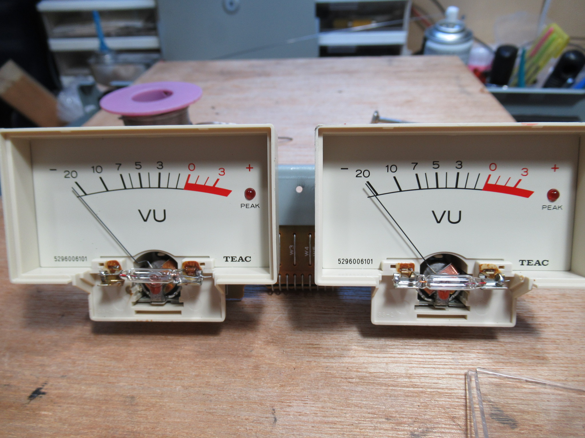 自作ステレオVUメーター198号機（YAMAHAピーク表示付） 自作 ステレオ