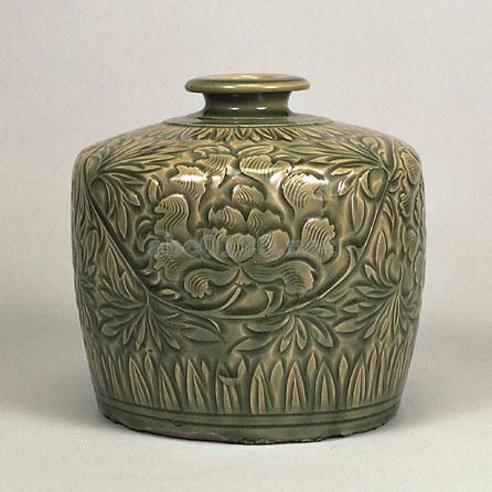 青磁刻花牡丹唐草文瓶(重要文化財)とは【せいじこっかぼたんからくさ