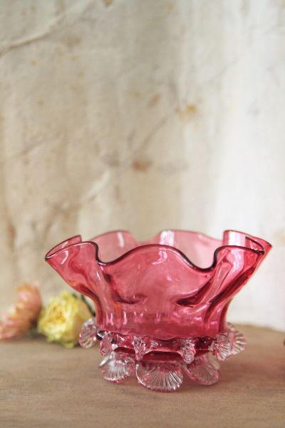 フランスアンティーク オパリンガラス 花瓶 ピンク系 一輪挿し グラス