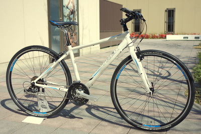 初めてのスポーツ自転車に！ TREK(トレック)クロスバイク 7.3FX | 奈良