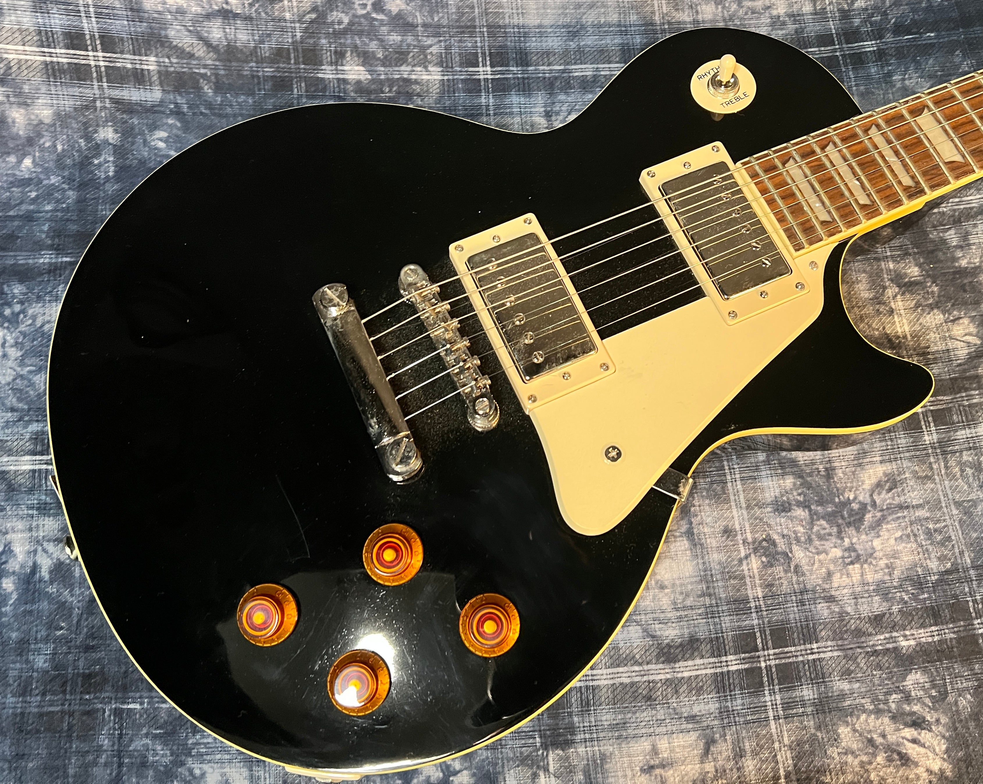 Epiphone Les Paul Standard ブラック Epiphone Les Paul Standard