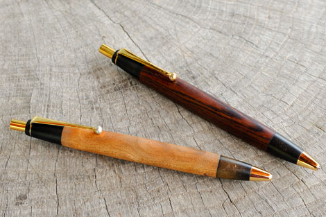 早い者勝ち】メープルスタビライズドウッド ボールペン0.5 金色金具