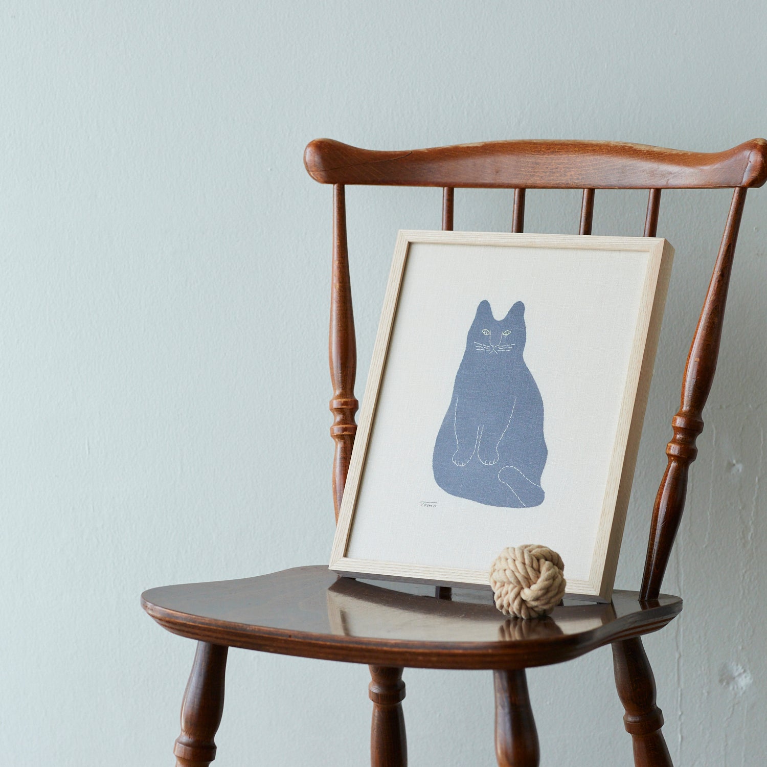 tomotake トモタケ泥染め刺繍 猫 木製 フレーム cocca(コッカ) ｜生地