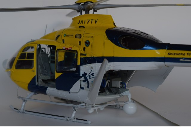 激レア】 ドイツ レベル 1/32 EC135 ヘリコプター プラモデル レベル