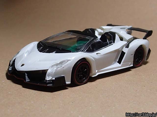 ビ*ツ様 ランボルギーニ VENENO ホワイト ビ*ツ様 ランボルギーニ