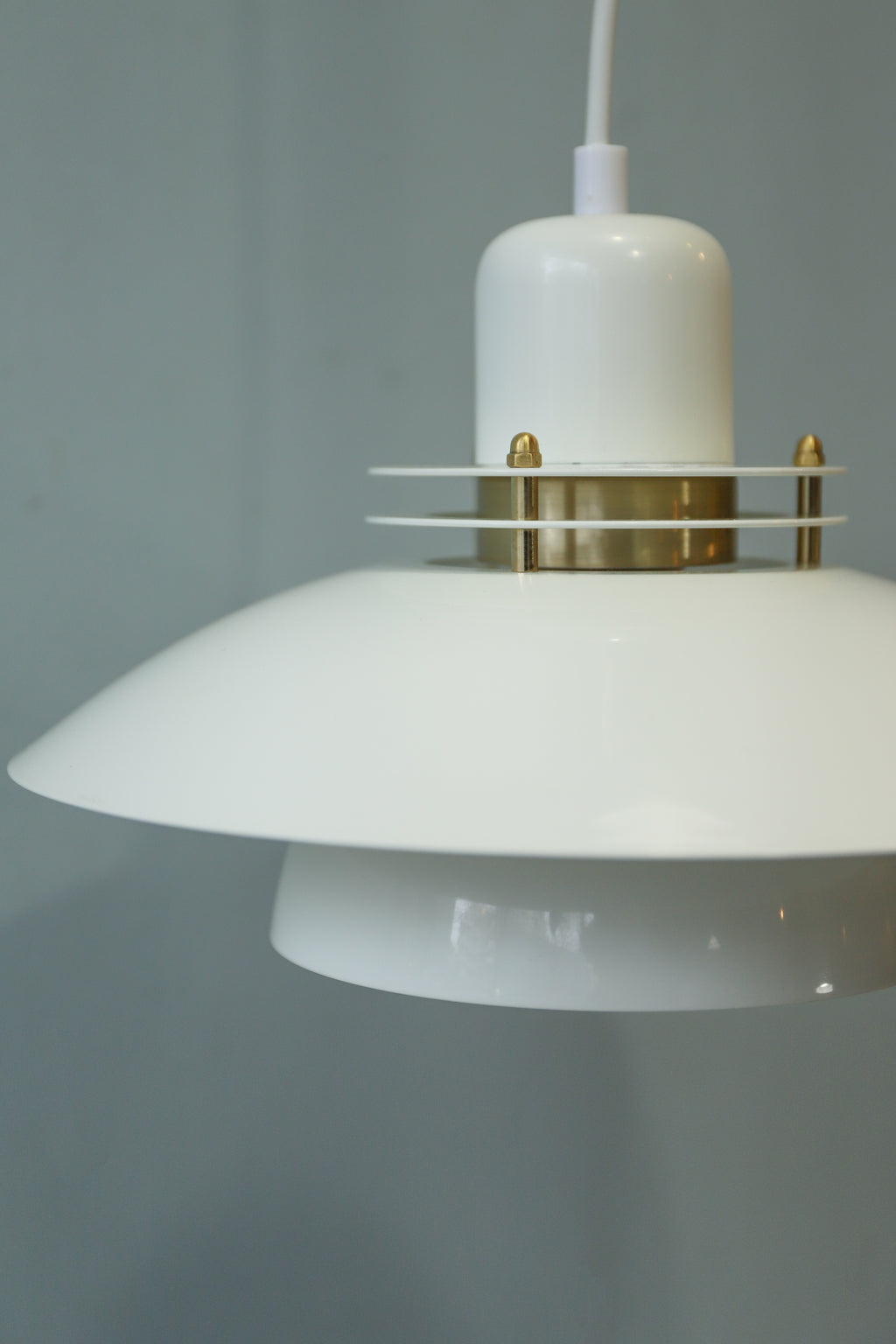 デンマーク 北欧ビンテージ ミルキーホワイト ペンダントランプ