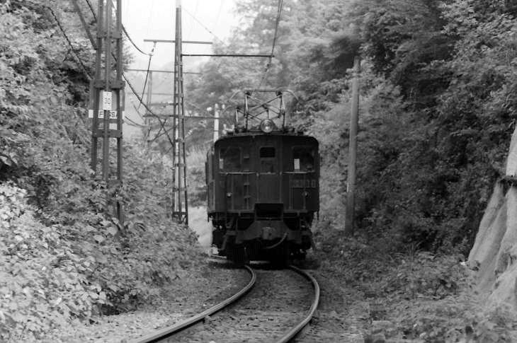 昭和の残像 国鉄青梅線 写真、アルミ額付き 昭和の残像 国鉄青梅線