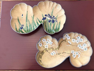 色絵 乾山額皿（写し) 色絵 乾山額皿（写し) 乾山銹絵牡丹画角皿 尾形