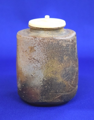 伊勢崎満 備前 肩衝茶入 | 茶道具 小西康のぶろぐ