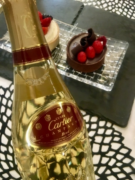 やっと抜栓！カルティエのシャンパン | ちいの人生まるごと美味しんぼ