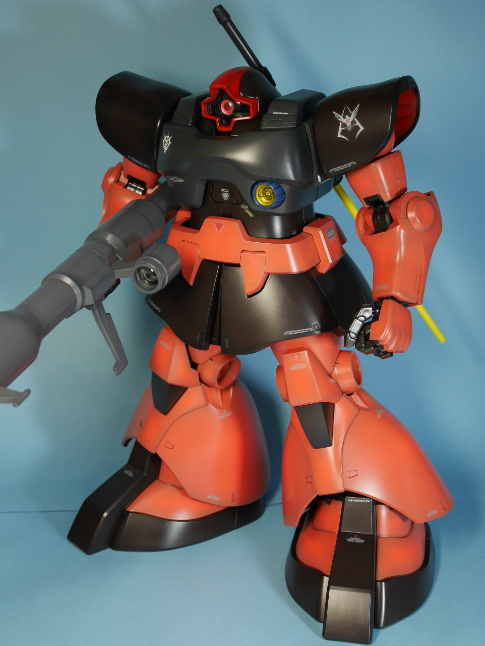 HY2M 1/60 シャア専用リックドム完成品