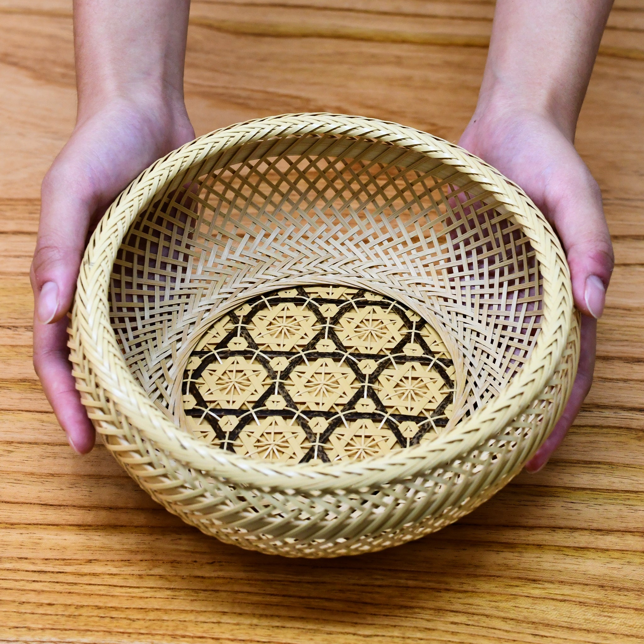 別府竹細工 竹かご | 花六ツ目鉄鉢 | 中 | 山下工芸