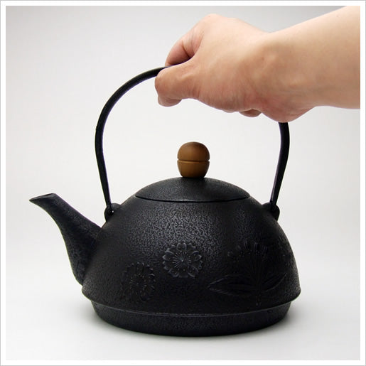 南部鉄器 鉄瓶 | はるか | 1.0L | 薫山工房