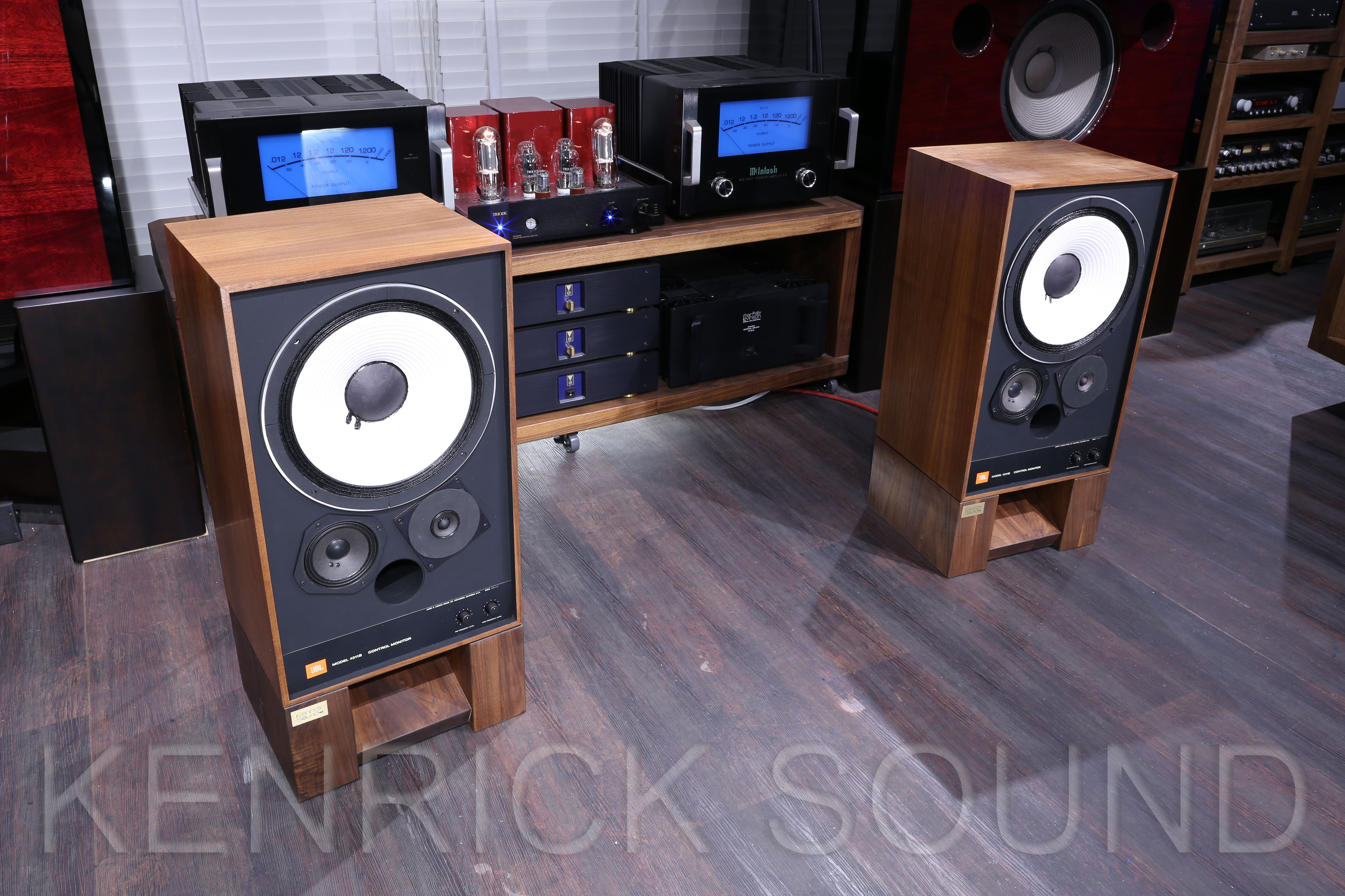 JBL 4311B ウォールナットキャビネット ケンリックサウンド・メンテ品