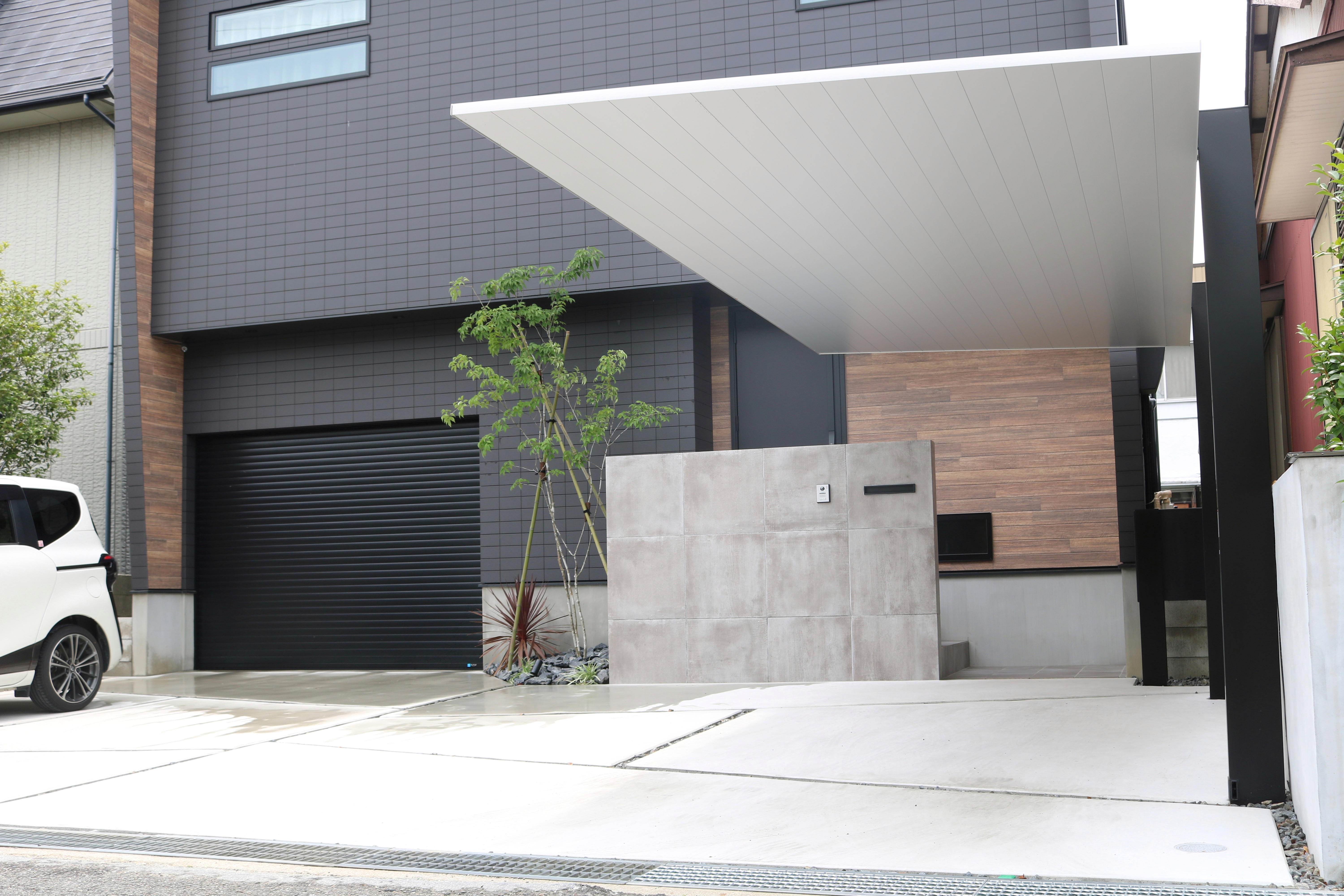 600角タイルの門塀 – J KANKYO