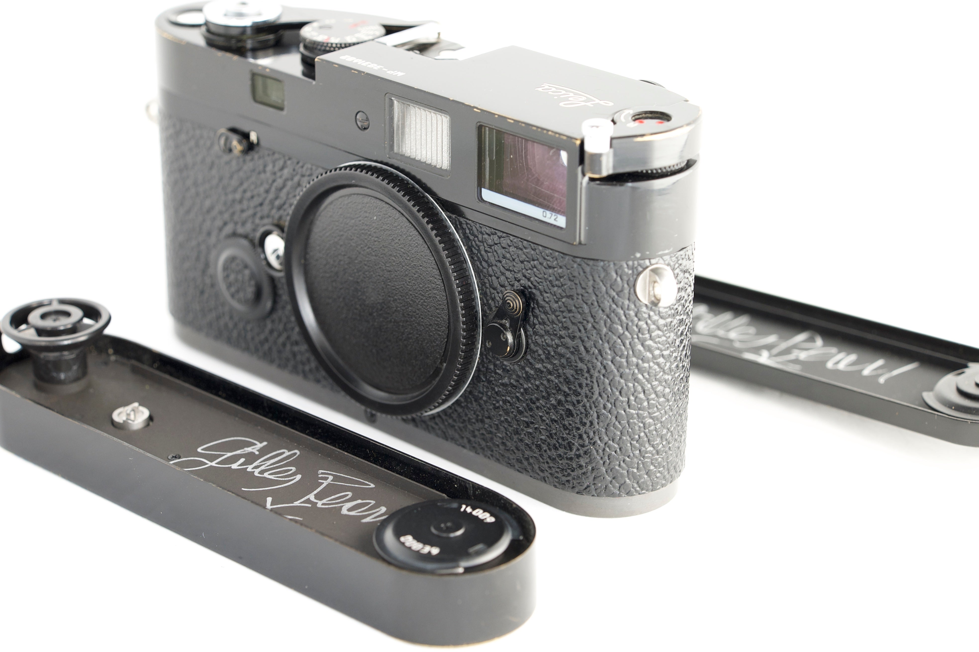 Pre-Owned Signed Original Leica MP 0.72 Black w/Vit – Ken Hansen