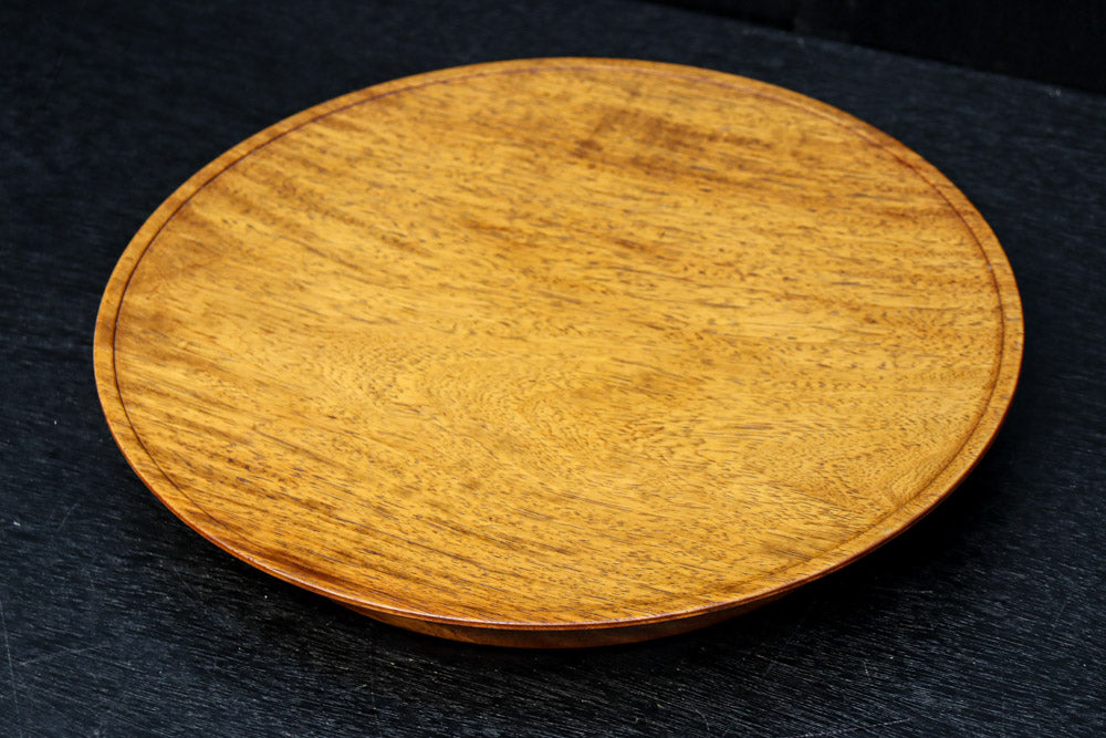 杢目の綺麗な高台付きの大きな丸盆 DC8462 – 古福庵 [ KOFUKUAN