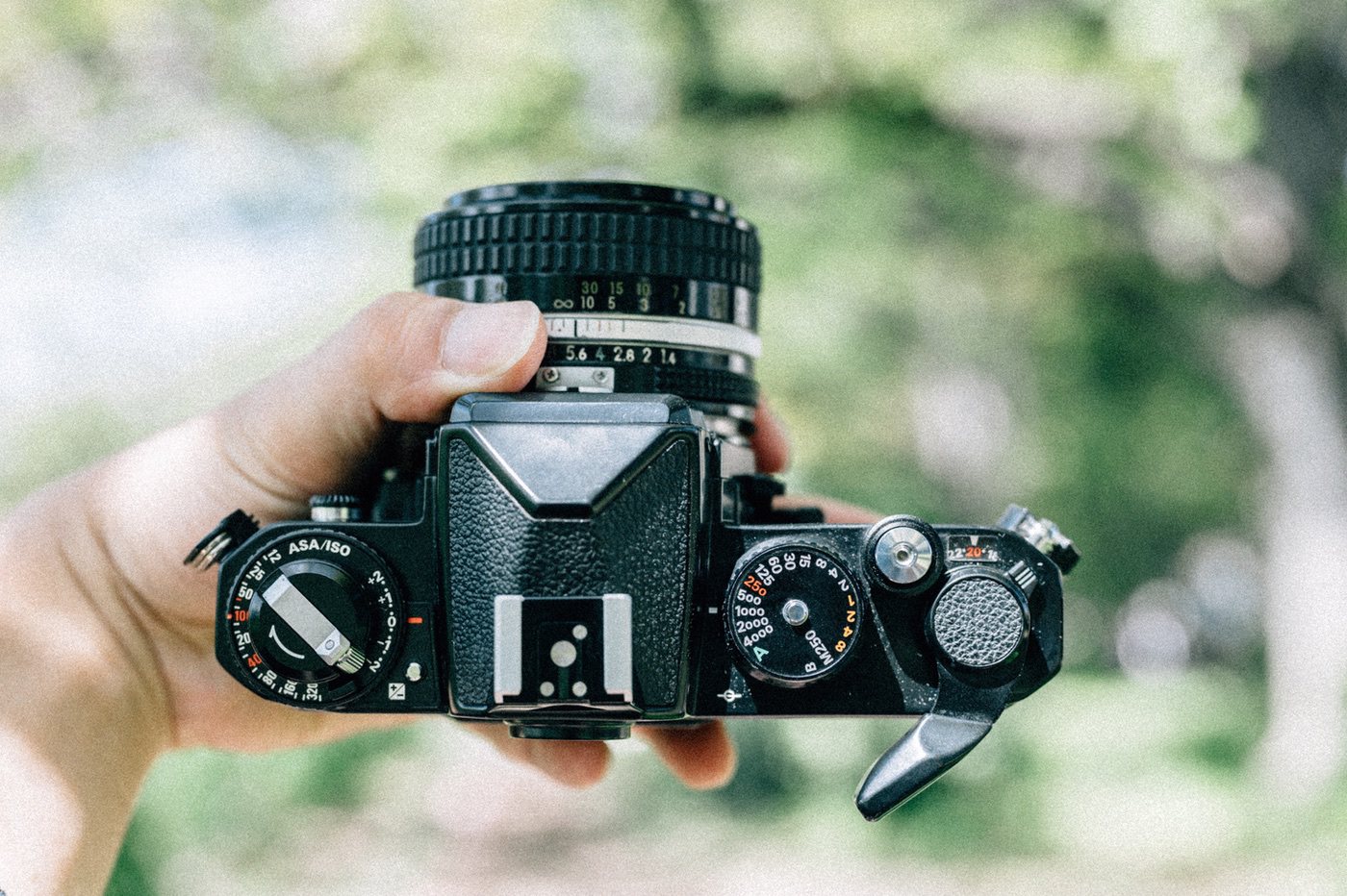 FE2 一眼レフ フィルムカメラ ニコンのフィルムカメラFE2を買いました