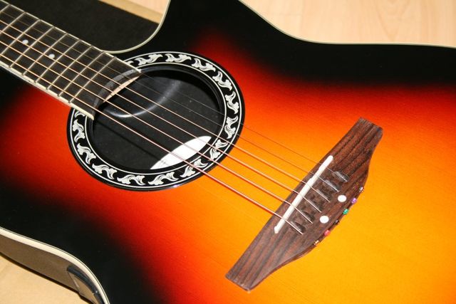 Applause by Ovation AE128 調べてみました : 鈴木宏治のブログ