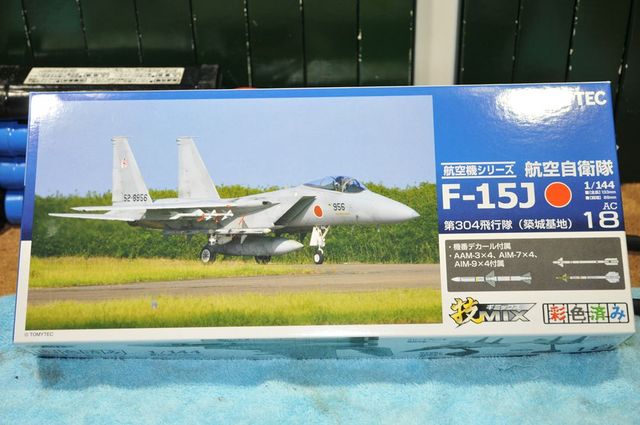飛行機模型 技MIX 1/144塗装済みプラモデル 航空自衛隊 F-15J 第304