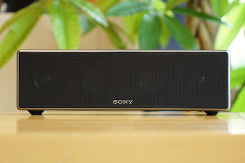 HDMIを搭載したワイヤレススピーカー「SRS-ZR7」の開梱レビュー