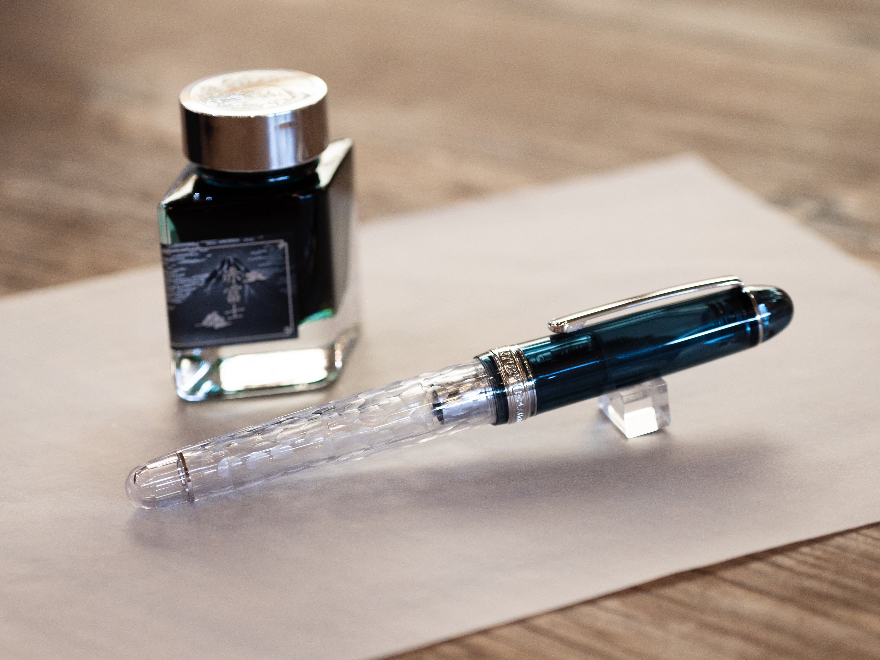 3776 センチュリー 鱗雲（うろこぐも） 万年筆 – 文化堂 │ Pentonote