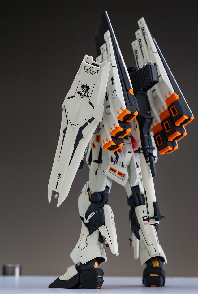 RG 1/144 ニューガンダム・九龍仕様 W16【ぷらもっち】