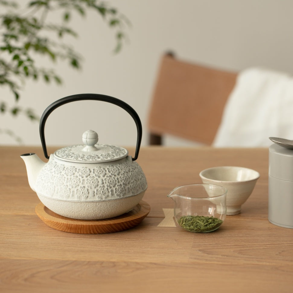 鉄瓶 重量 約997.5g 急須 煎茶道具 鉄瓶 重量 約997.5g 急須 煎茶道具