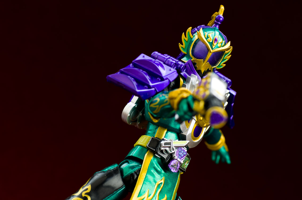 レビュー】 バンダイ S.H.Figuarts 仮面ライダー龍玄 ブドウアームズ