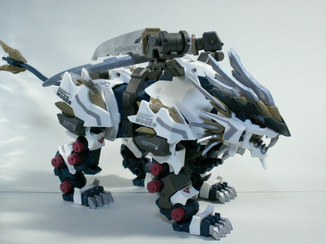 ゾイドもどきムゲンライガー クリアver.電飾付パール塗装グロス仕上げ