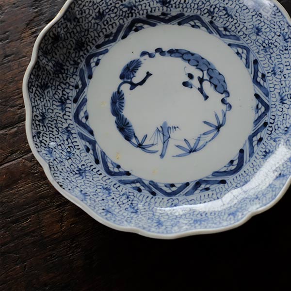微塵唐草の中皿 – zakka store towi