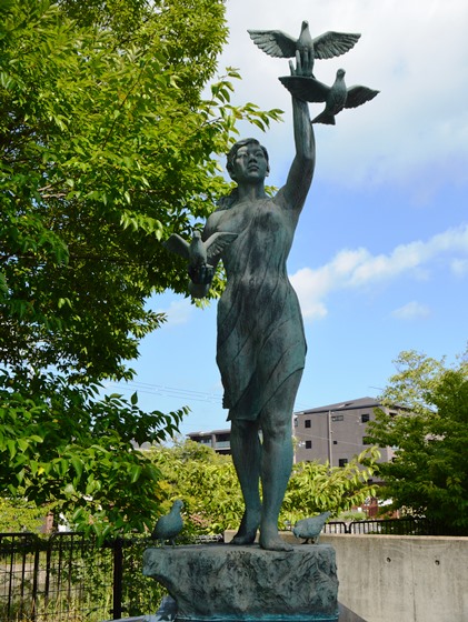 彫 刻～山田良定～