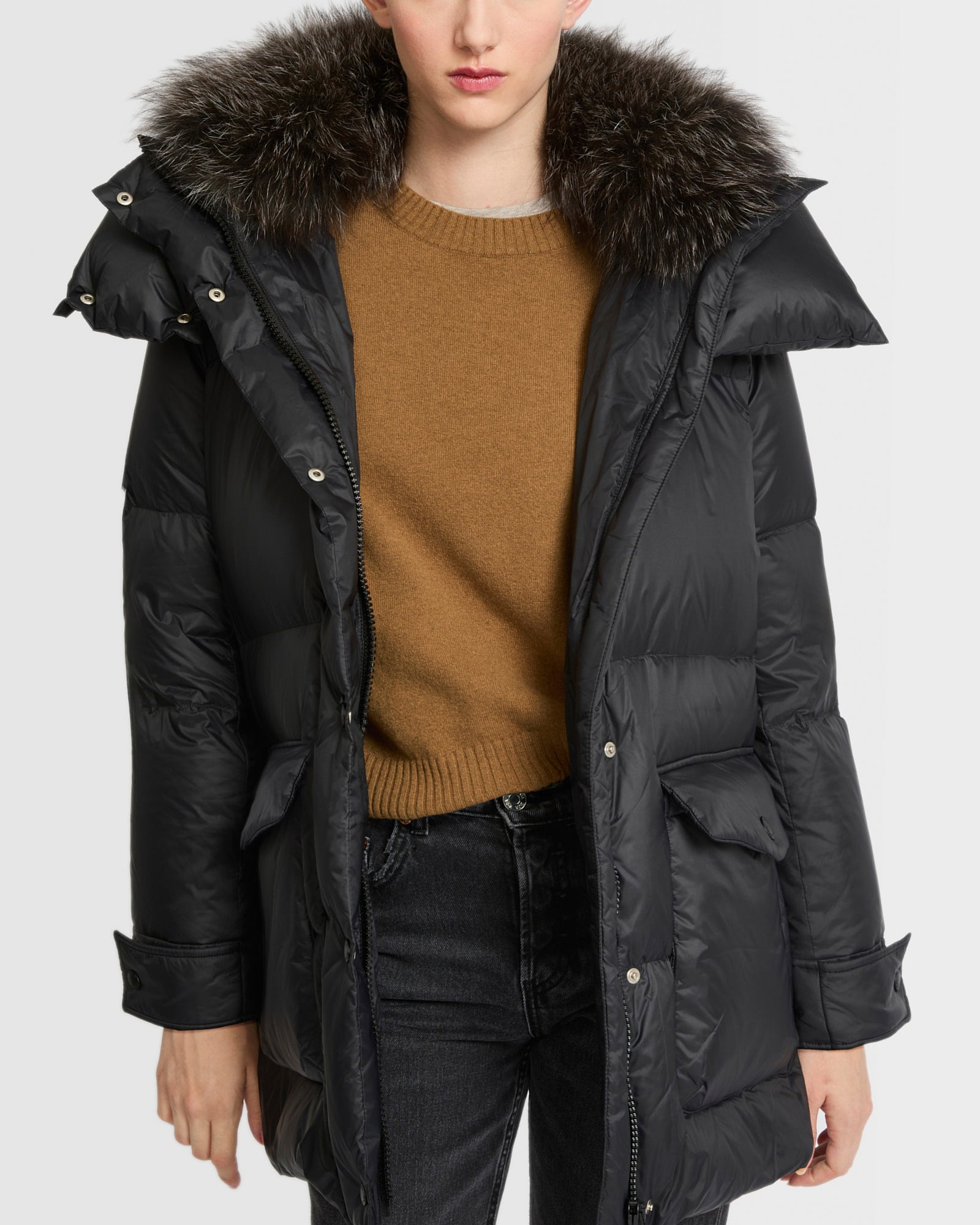 down jacket with fox fur collar trim - black - Yves Salomon – Yves