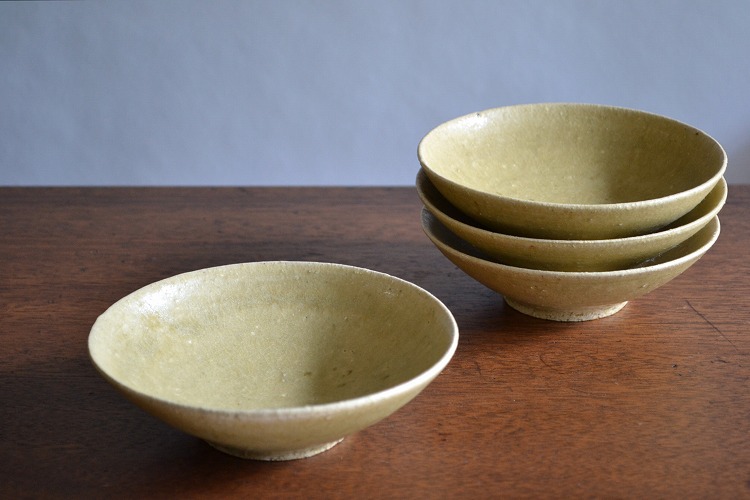 うつわ穂垂｜web shop｜長谷川奈津｜松灰釉5寸鉢