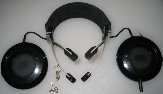 This Old Headphone: Reconstructing the Pioneer SE-700 (56k=slow