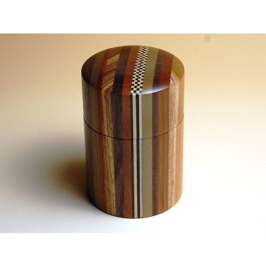 寄木無垢丸茶筒 シマ 商品詳細｜寄木細工・箱根細工｜いづみやがお届け