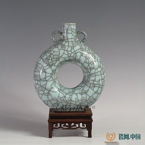 お値引き承ります】中国工芸美術大師 徐朝興作 龍泉朝興青磁 証明書