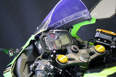 Ninja ZX-25R (2020-) メーターカバー --