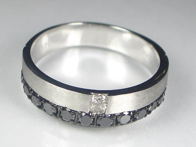 K18WGブラックダイヤ リング – オールジュエリー公式ショップ