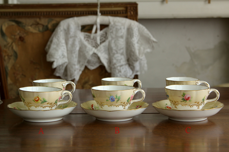 アンティーク 手描きカップ&ソーサー c/s イギリス イギリスから届い