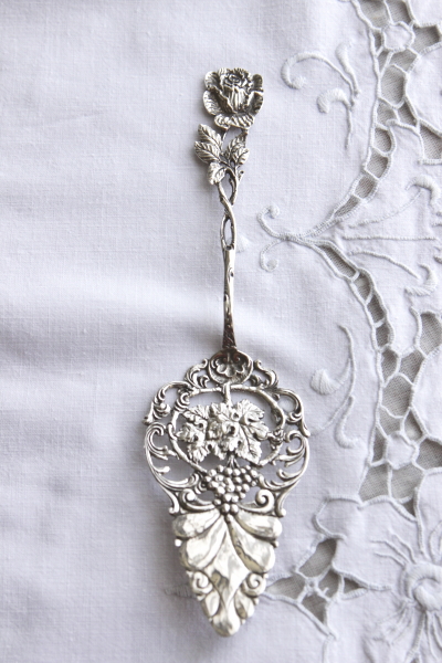 ドイツ ケーキサーバー ヴィンテージ 薔薇・天使 シルバー835 ドイツ