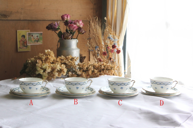 イギリス アンティーク ロイヤルクラウンダービー コーヒーカップ トリオ