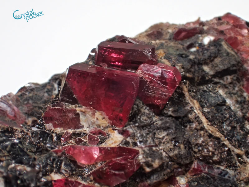 PYROXMANGITE パイロクスマンガン石 田口鉱山 - クリスタルポケット