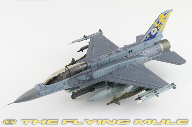 航空機・ヘリコプター Hobby Master 1/72 F-16C HA38001 Amazon.com