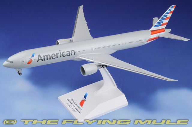 777-300ER 1:200 Display Model - Skymarks SK-SKR715 - $66.95