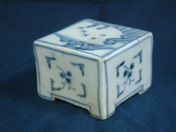 古玩 南 - 李朝 山水紋水滴 | 古美術品専門サイト fufufufu.com